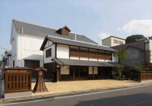 萱島酒類 岡城蒸留所「福寿屋」