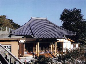 薬師庵寺修復再建