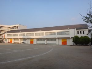 東筑紫学園高等学校　講堂外壁改修